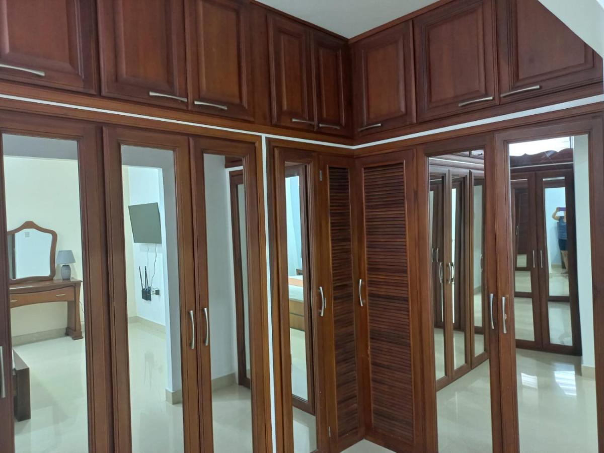 Departamentos Marcecilia De 2 Y 3 Habitaciones En El Centro De マンタ エクステリア 写真